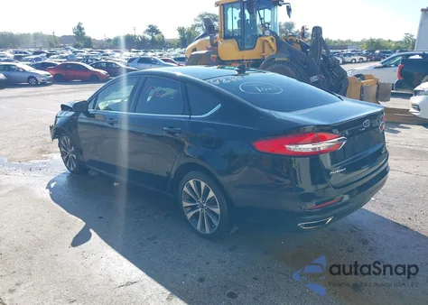 2019 Ford Fusion Se z USA, uszkodzony, nr VIN 3FA6P0T99KR252936